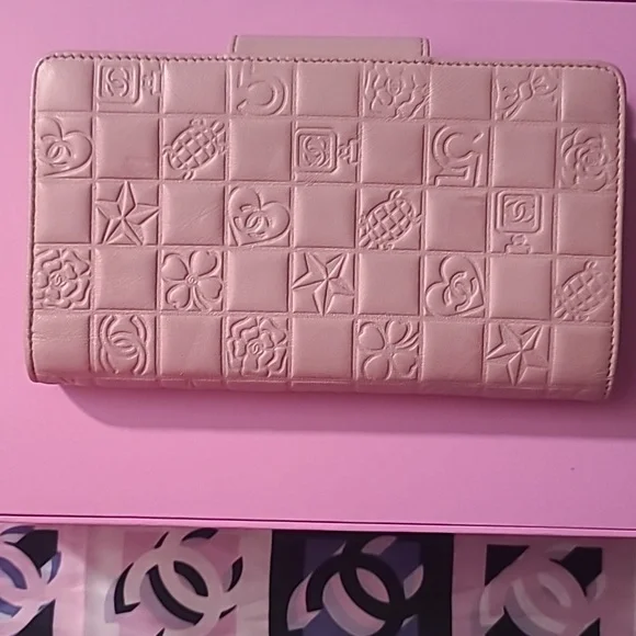 Chanel Pink Icon Line Long Kisslock Wallet - Picture 6 of 16